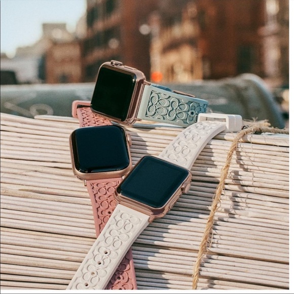 🦄RARE Rose Gold Hardware/ COACH Signature C Rubber Apple Watch® Band ~38\40mm - Picture 8 of 13